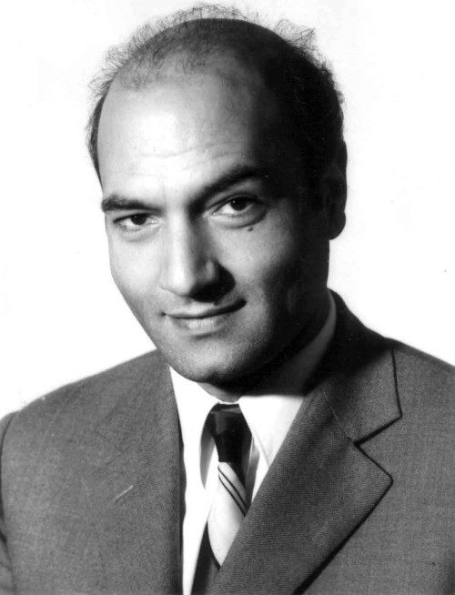 صورة علي شريعتي